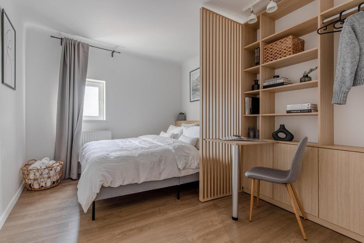 Little Attic By Citylife Suites Bukarest Exterior foto